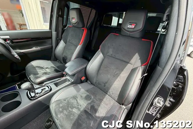 Toyota Hilux in Black for Sale Image 8