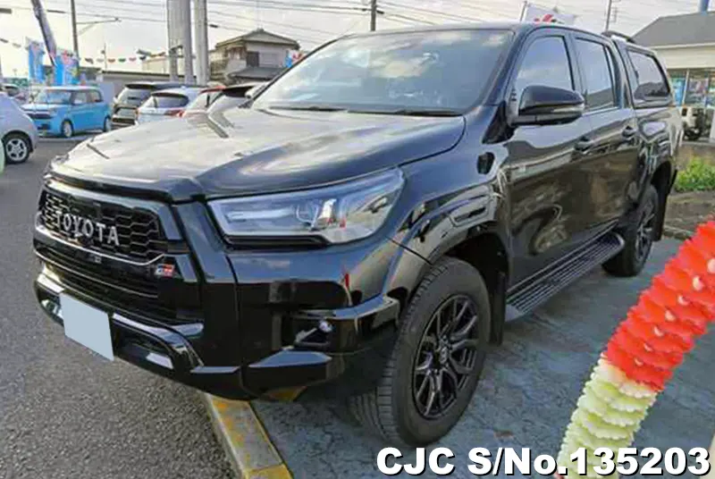 Toyota Hilux in Black for Sale Image 3