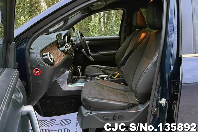 Mercedes Benz X-Class in Blue for Sale Image 12