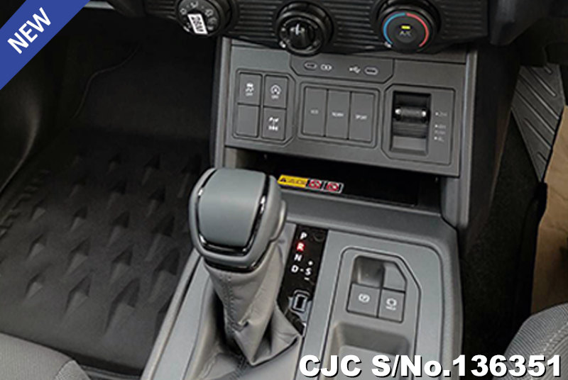 Toyota Hilux in Attitude Black Mica for Sale Image 14