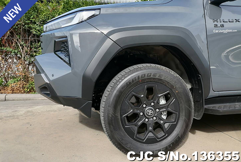 Toyota Hilux in Ash for Sale Image 16