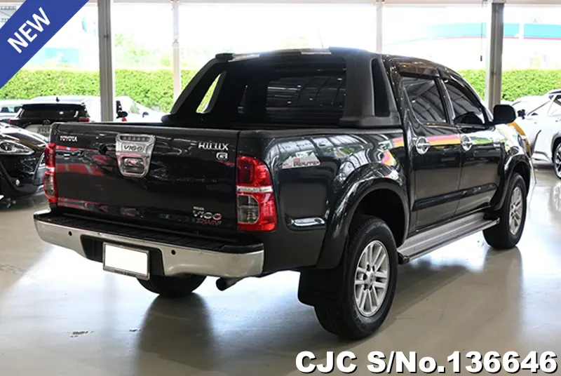 Toyota Hilux in Black for Sale Image 2