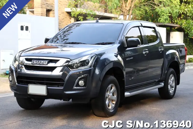 Isuzu D-Max in Gray for Sale Image 3