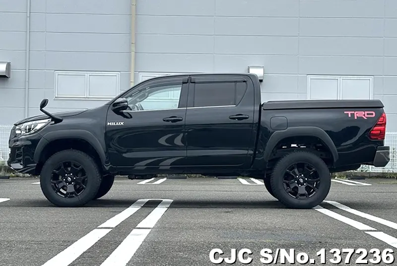 Toyota Hilux in Black for Sale Image 7
