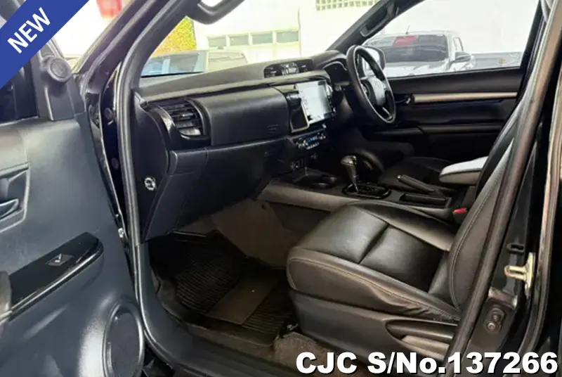 Toyota Hilux in Black for Sale Image 9