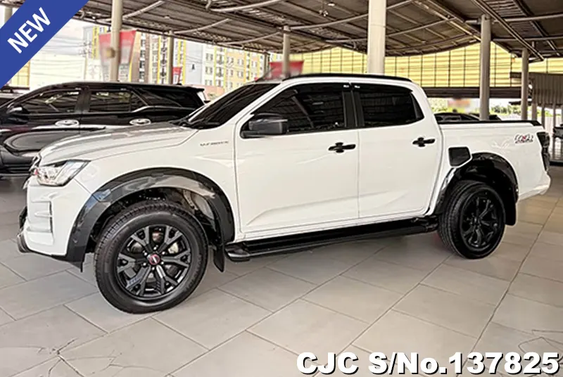 Isuzu D-Max in White for Sale Image 3