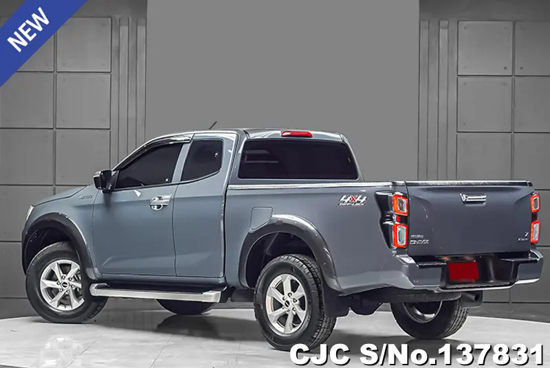 Isuzu D-Max in Gray for Sale Image 1