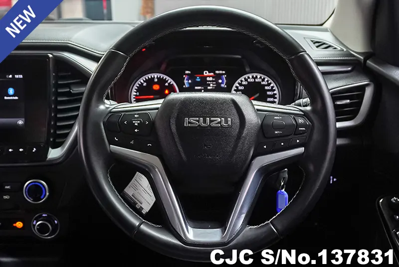 Isuzu D-Max in Gray for Sale Image 11