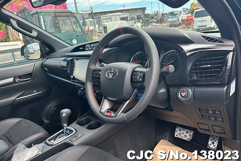 Toyota Hilux in Black for Sale Image 8