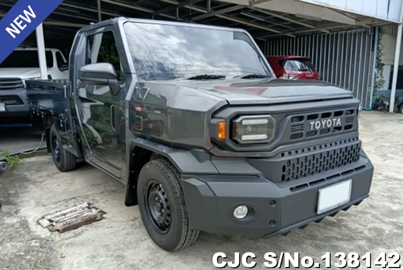 Toyota Hilux in Gray for Sale Image 0