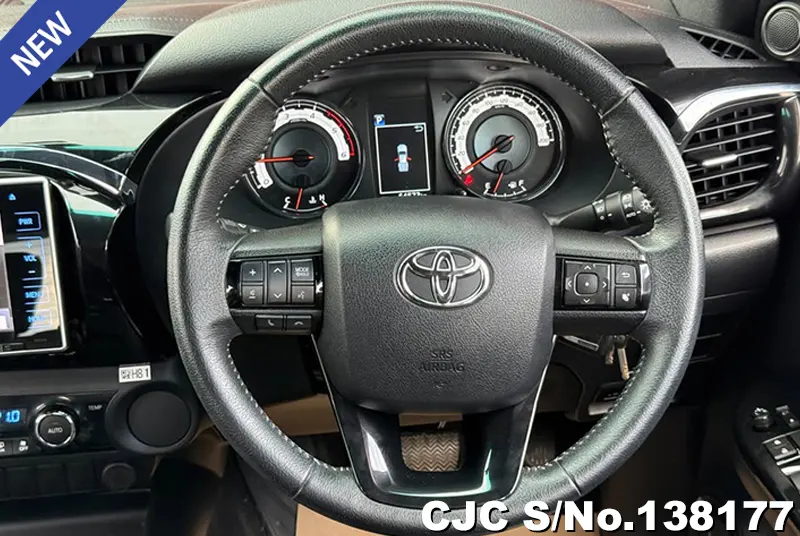 Toyota Hilux in Red for Sale Image 8