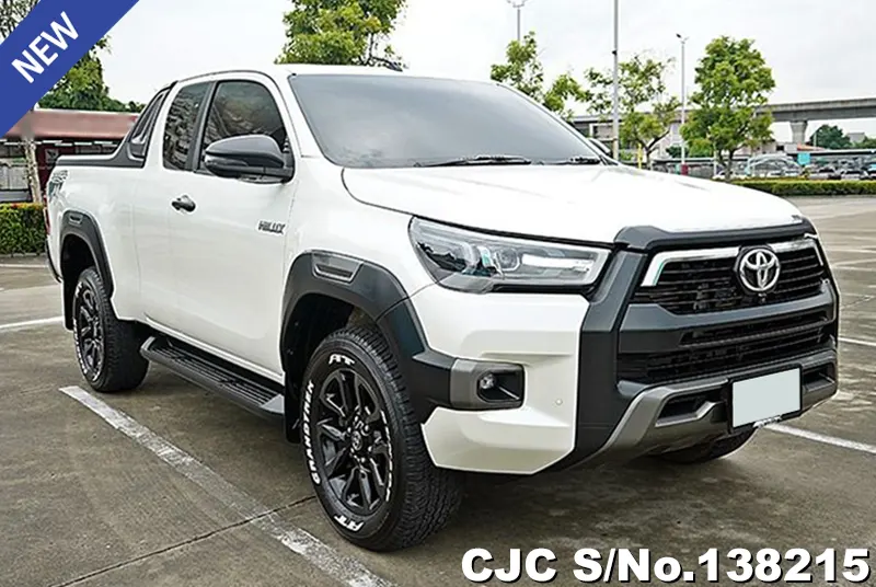 Toyota Hilux in White for Sale Image 0