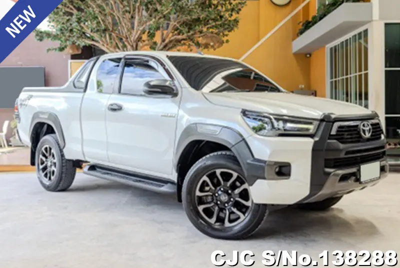 Toyota Hilux in White for Sale Image 0