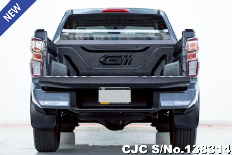 Isuzu D-Max in Gray for Sale Image 4
