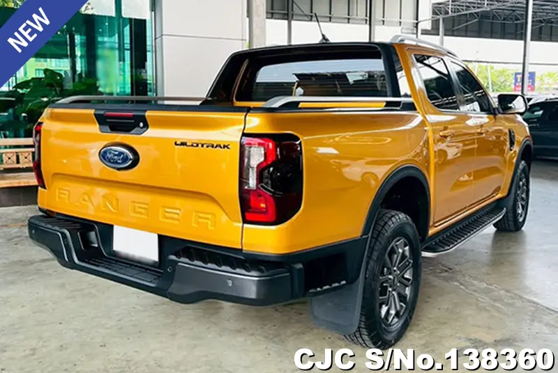 Ford Ranger in Luxe Yellow for Sale Image 2