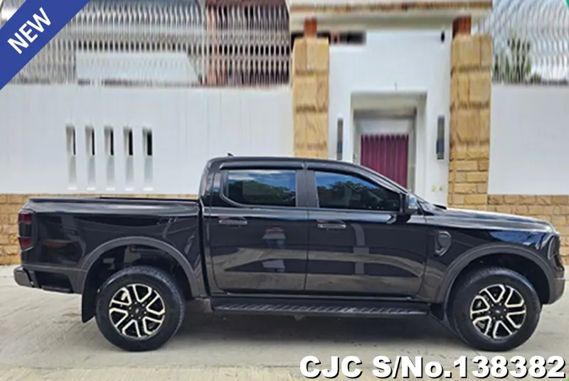 Ford Ranger in Black for Sale Image 6