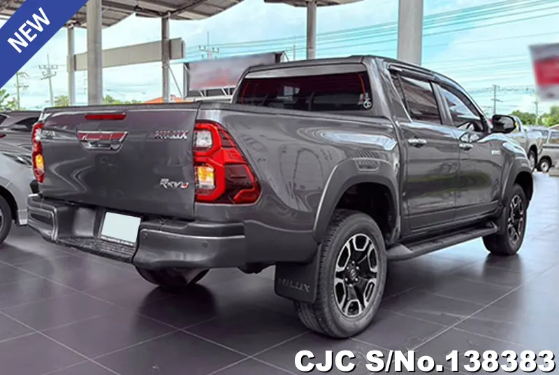 Toyota Hilux in Gray for Sale Image 2