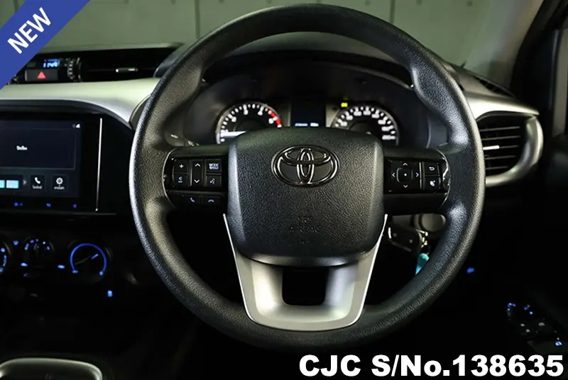 Toyota Hilux in White for Sale Image 12