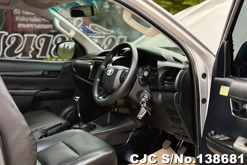 Toyota Hilux in Silver for Sale Image 8