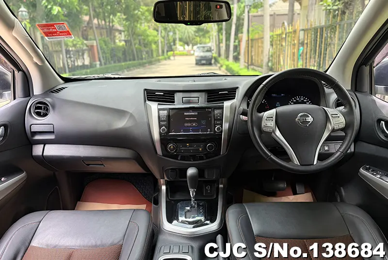 Nissan Navara in Black for Sale Image 6