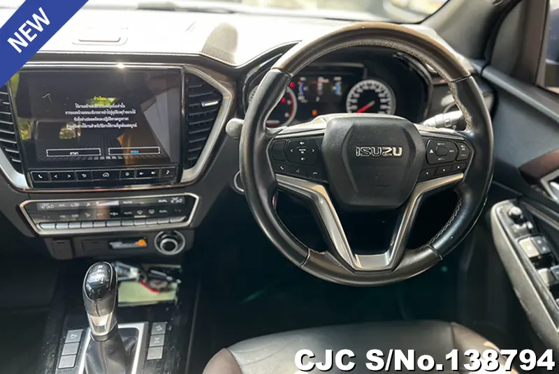 Isuzu D-Max in Gray for Sale Image 7