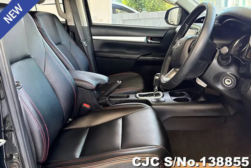 Toyota Hilux in Black for Sale Image 9
