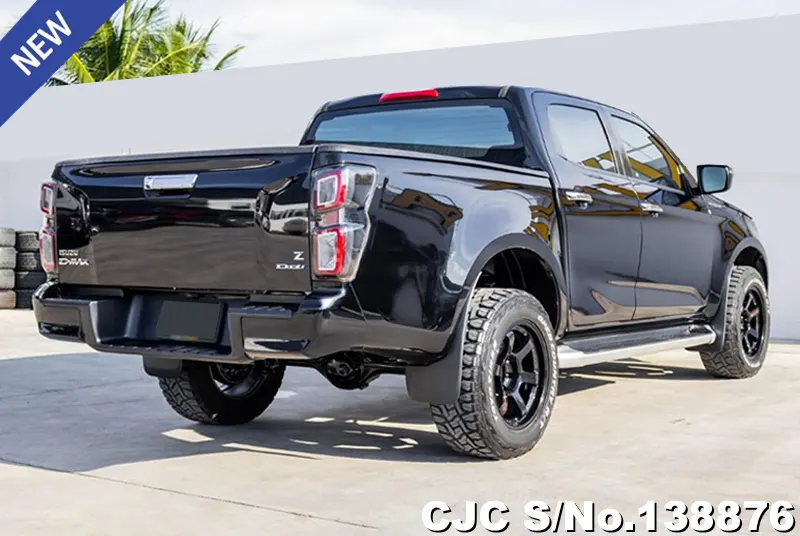 Isuzu D-Max in Black for Sale Image 2