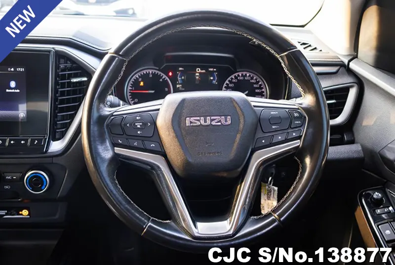 Isuzu D-Max in White for Sale Image 13