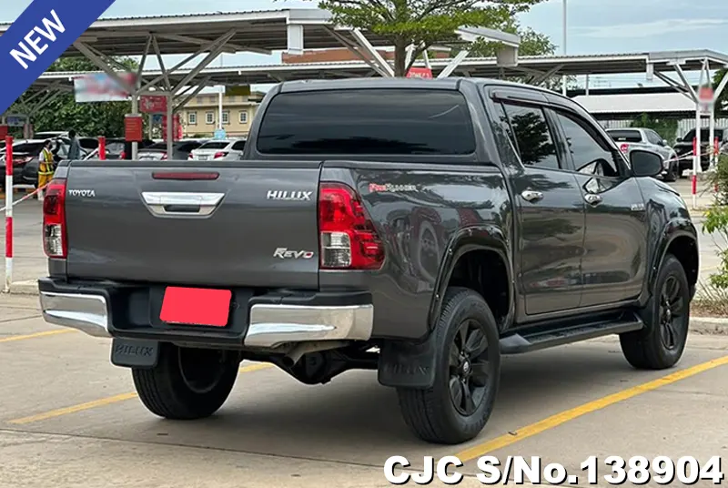 Toyota Hilux in Gray for Sale Image 2