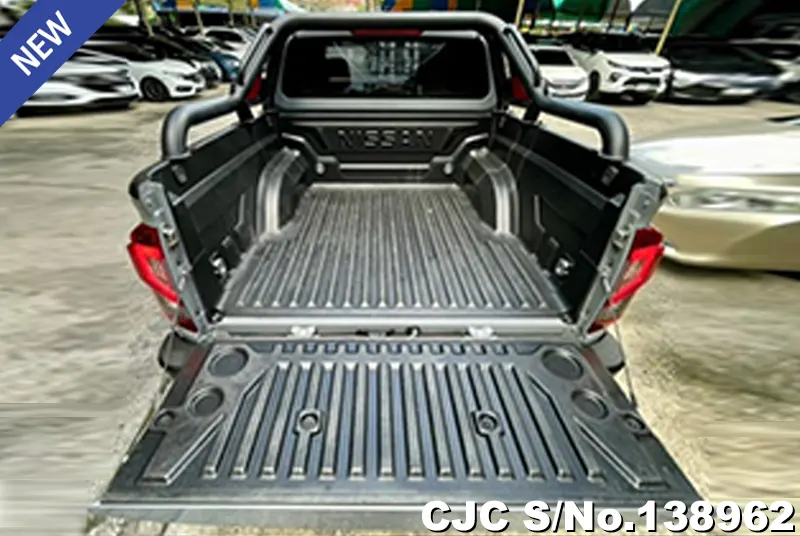 Nissan Navara in Stealth Grey for Sale Image 7