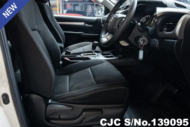 Toyota Hilux in White for Sale Image 7