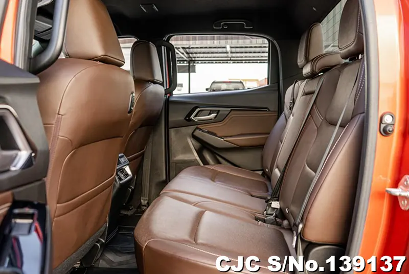 Isuzu D-Max in Orange for Sale Image 12
