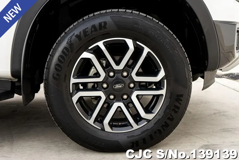 Ford Ranger in White for Sale Image 15