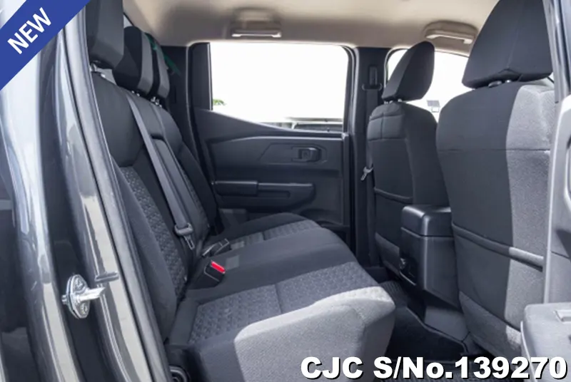 Mitsubishi Triton in Gray for Sale Image 7