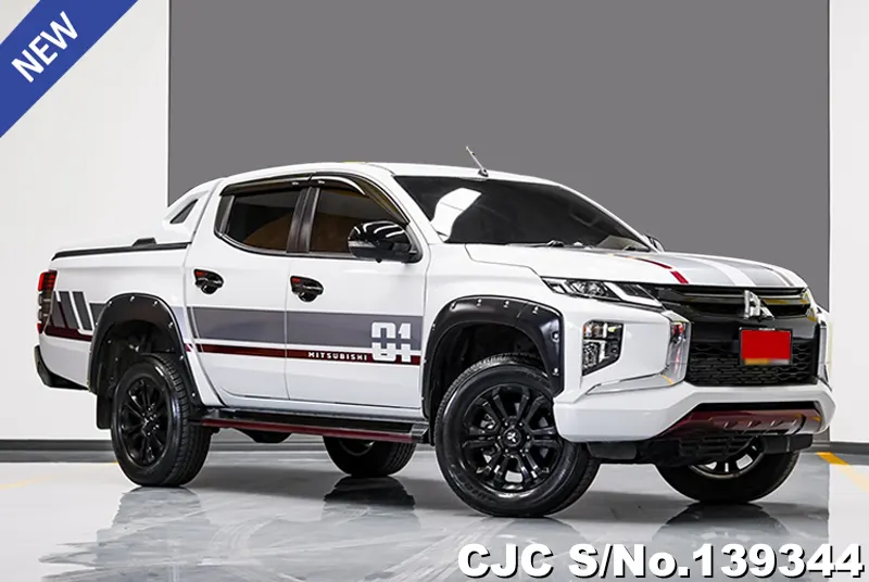 Mitsubishi Triton in White for Sale Image 0