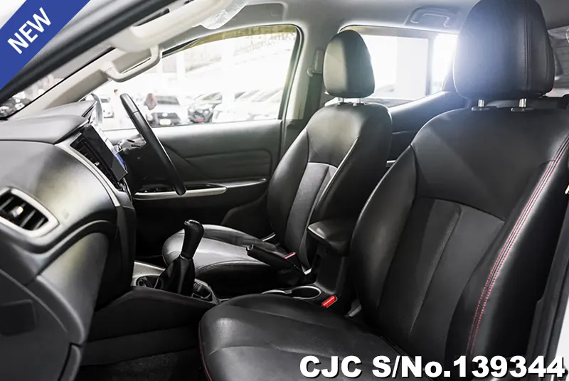 Mitsubishi Triton in White for Sale Image 13