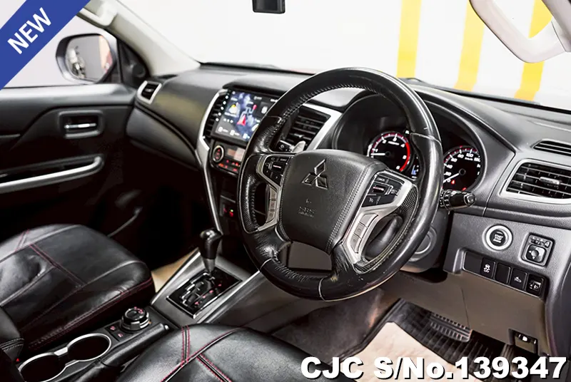 Mitsubishi Triton in Orange for Sale Image 9