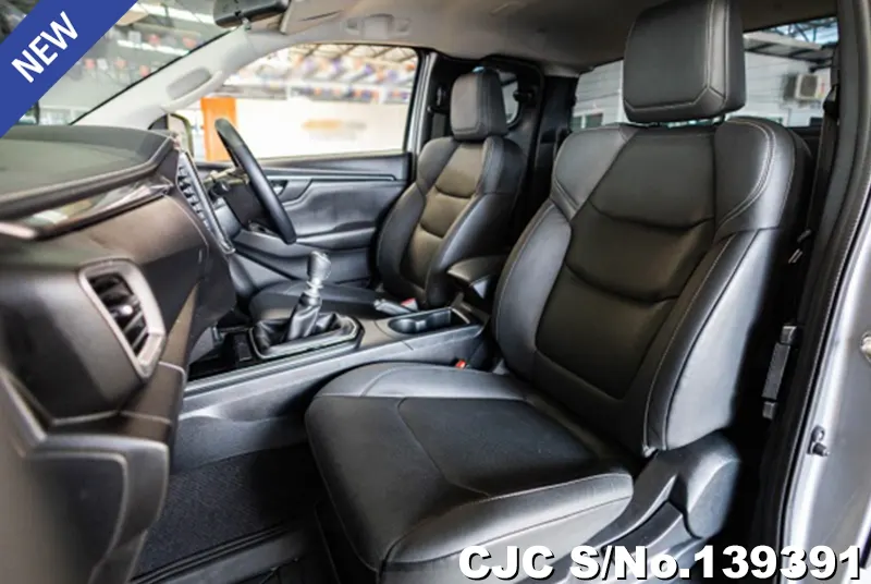 Isuzu D-Max in Gray for Sale Image 6